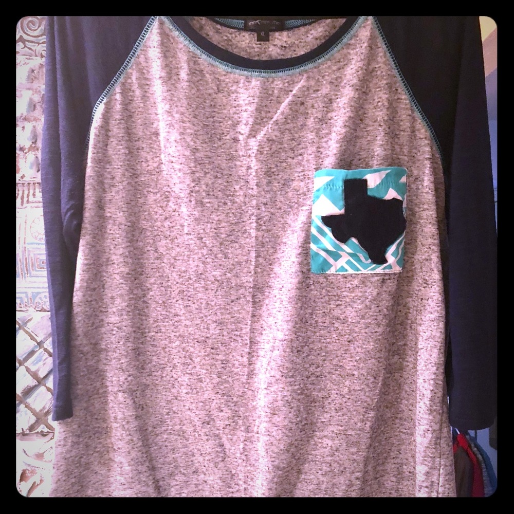 Women’s Baseball Tee w/Texas Pocket